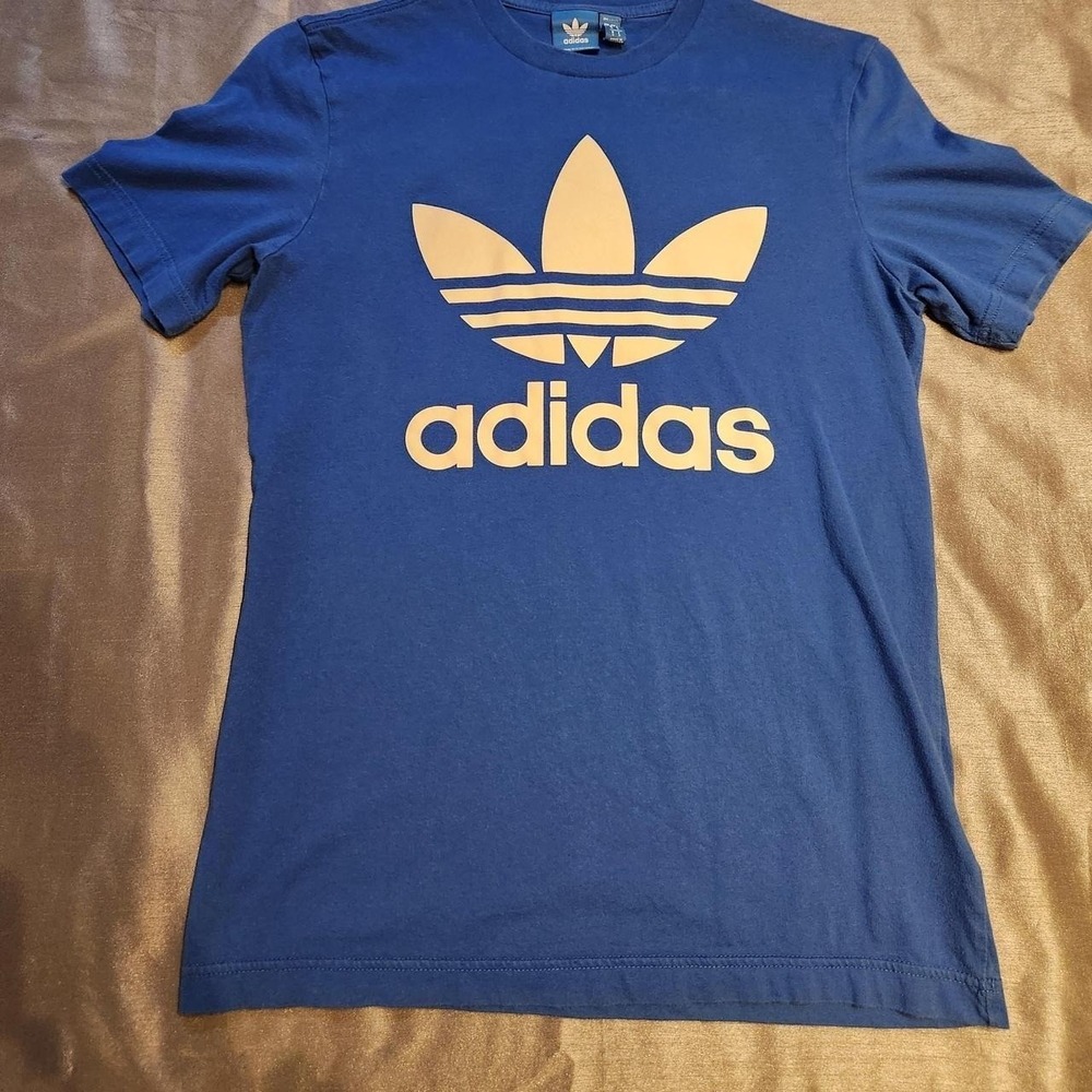 Adidas T Shirt Blue Size‎ Small Woman's